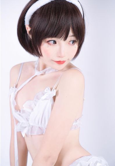 欧美三级持播_720完整在线观看