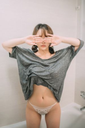 99国产综合多人_BD国语在线观看高清