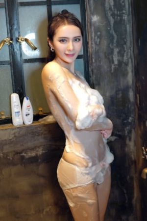 av图片小说亚洲_720完整在线观看