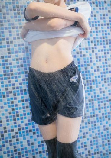 欧美纹身女手机壁纸_1080P电影在线看