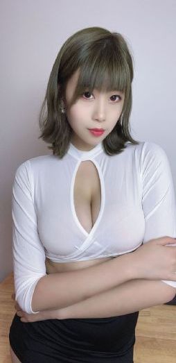 综合色区六月天_4K全集免费观看