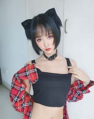 欧美的av中文字幕网址_DVD迅雷电影在线