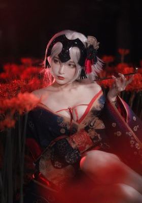 欧美妆容图片大全_720手机在线看